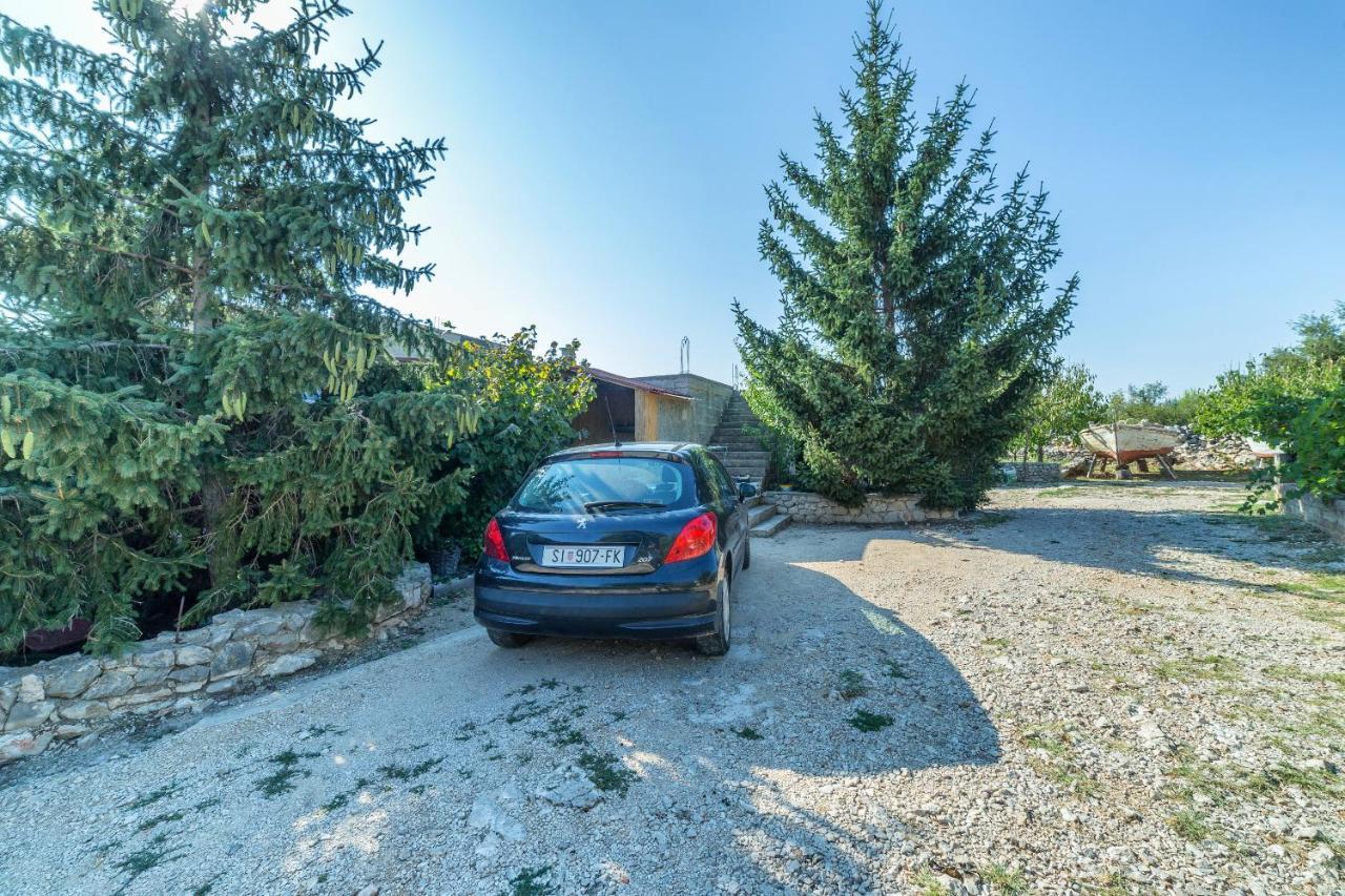 Ferienwohnung Jere Tribalj Exterior foto